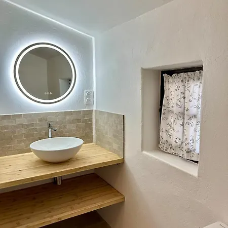 La Maison Haut-perche Townhouse With View And Jacuzzi * Saumane-de-Vaucluse