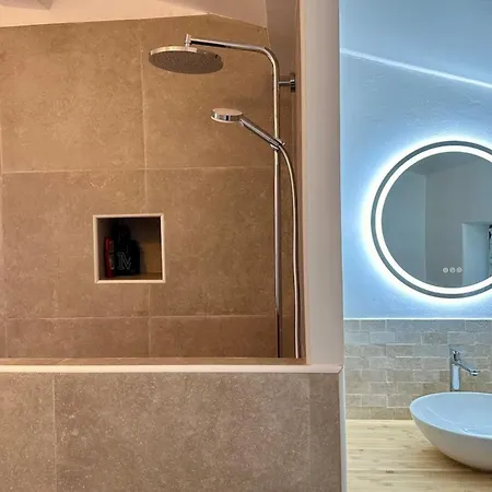 La Maison Haut-perche Townhouse With View And Jacuzzi * Saumane-de-Vaucluse